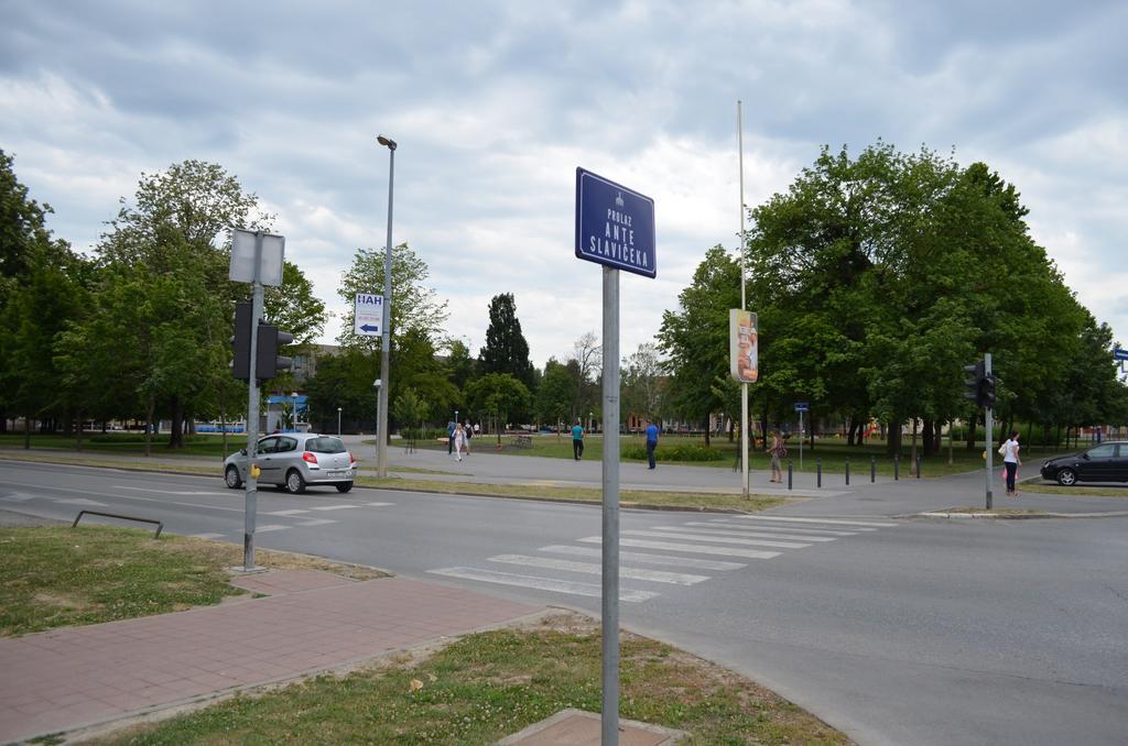 Apartment Viktor Osijek Rom bilde